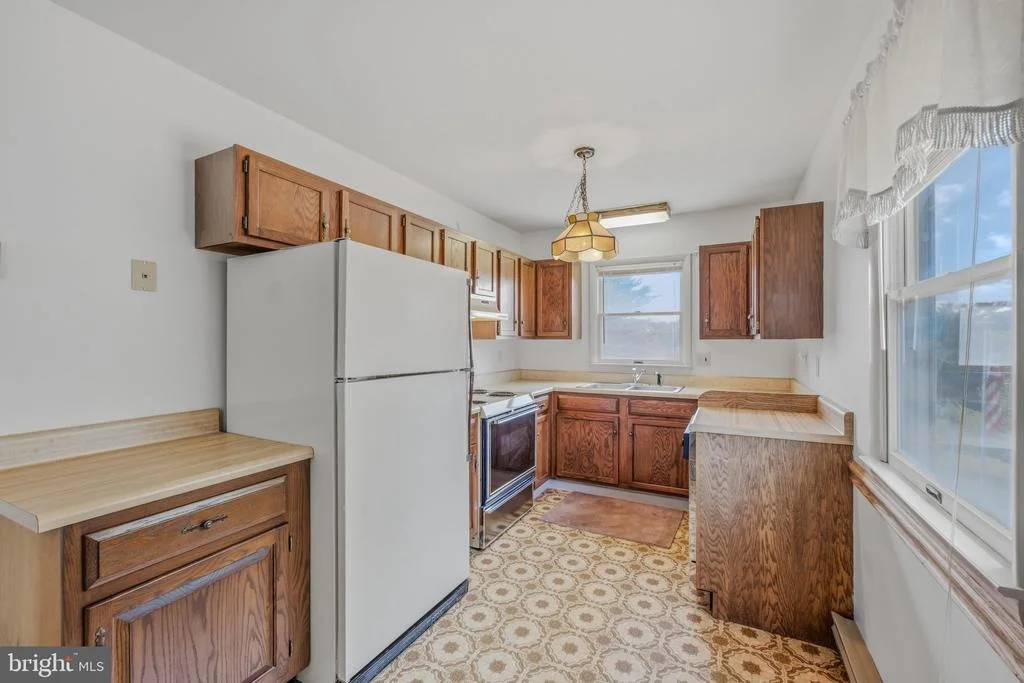 Photo of 11728 WHITE HALL ROAD
