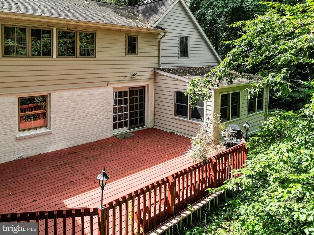 Photo of 501 SOMERSET DRIVE