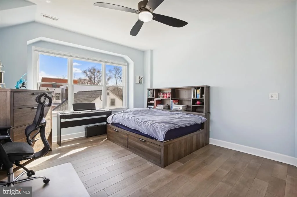 Photo of 6631 TUCKER AVENUE