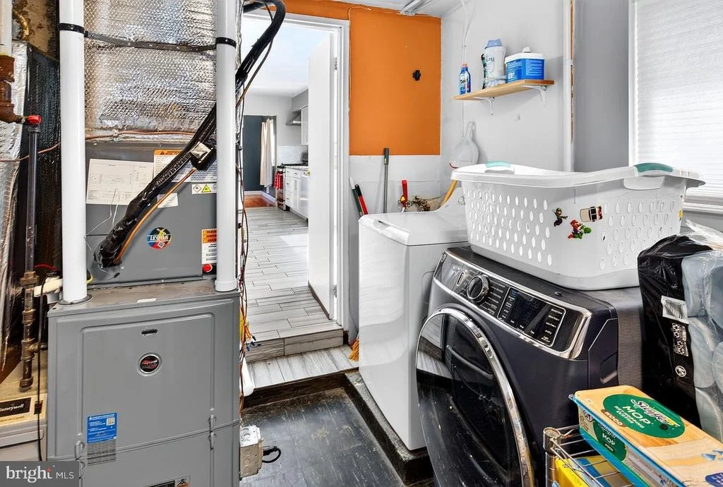 Photo of 717 DORIS TERRACE