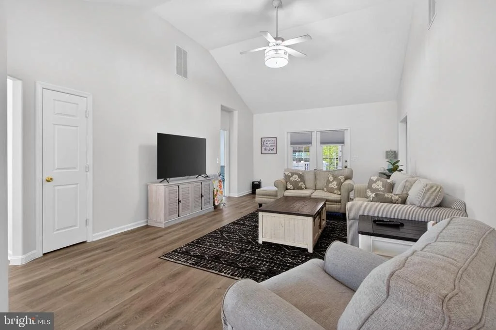 Photo of 6 CLEARVIEW DRIVE