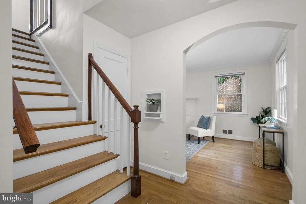 Photo of 9407 SEMINOLE STREET