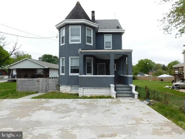 Photo of 4429 POWELL AVENUE