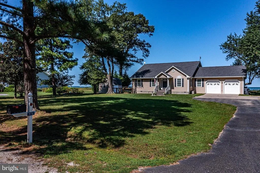 Photo of 976 BRAMMER DRIVE