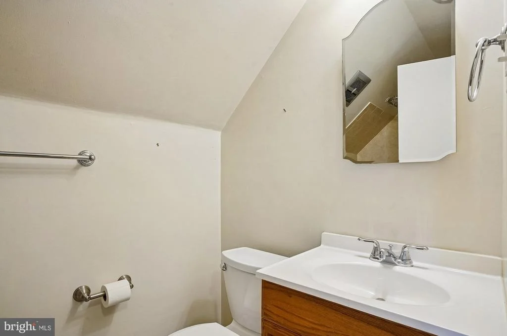 Photo of 16005 PENNANT LANE