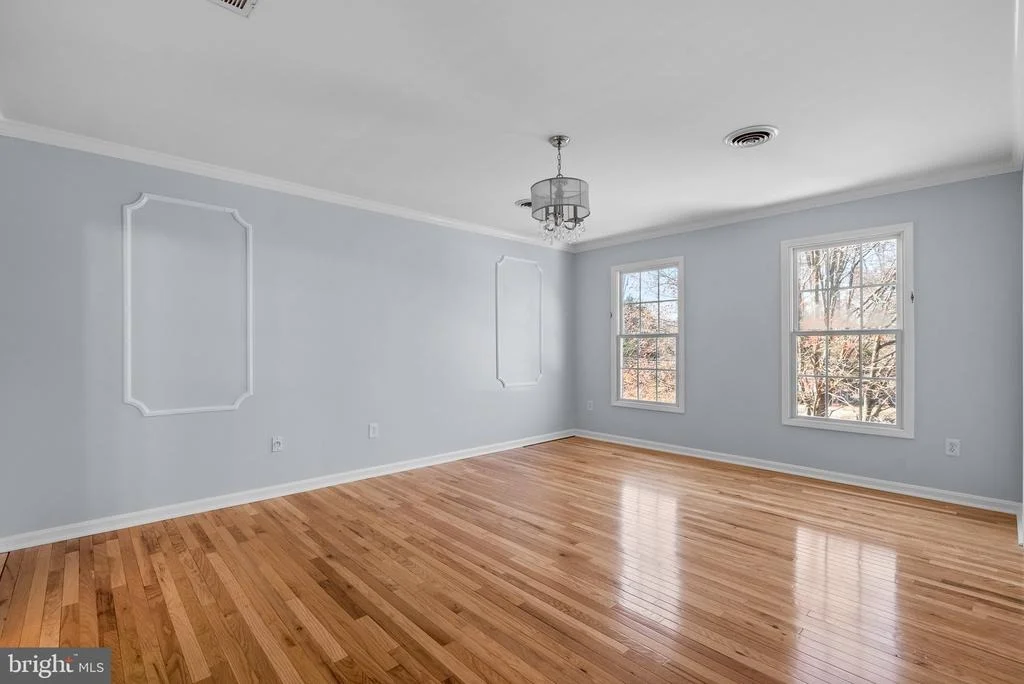 Photo of 1117 CRESTHAVEN DRIVE