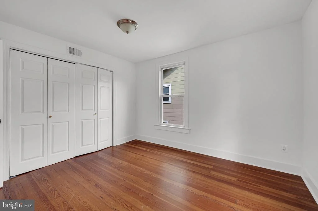 Photo of 710 SILVER SPRING AVENUE