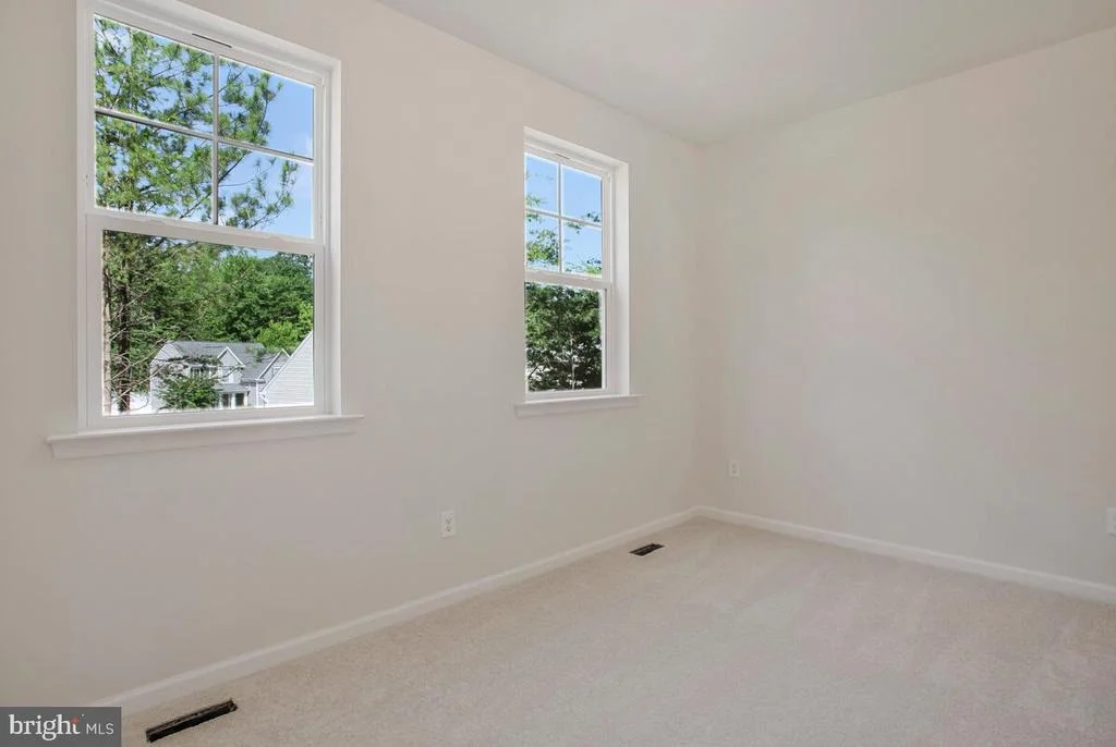 Photo of 900 WALNUT AVENUE