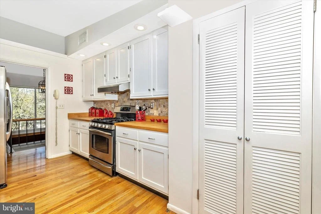 Photo of 8623 PINECLIFF DRIVE