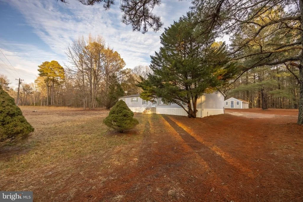 Photo of 22147 ROYAL OAK ROAD
