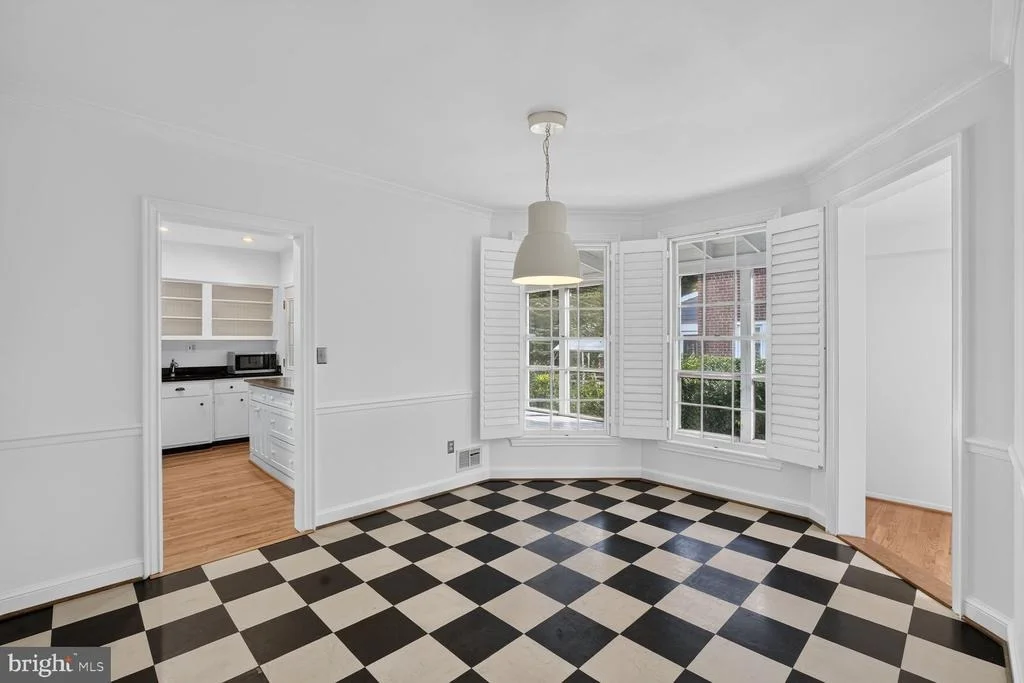 Photo of 8201 LARRY PLACE