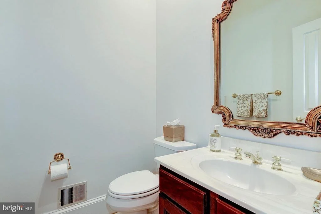 Photo of 11207 POTOMAC CREST DRIVE