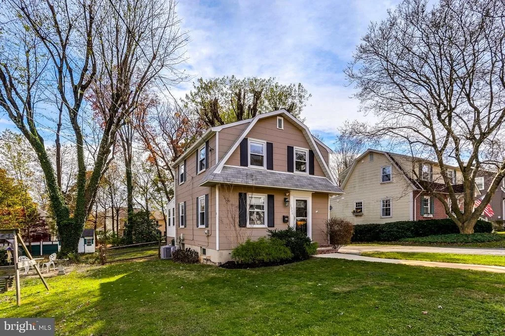 Photo of 1335 BROOK ROAD