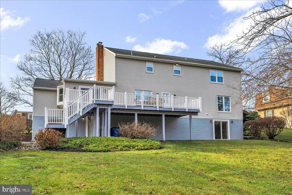 Photo of 47 TENBY CHASE DRIVE