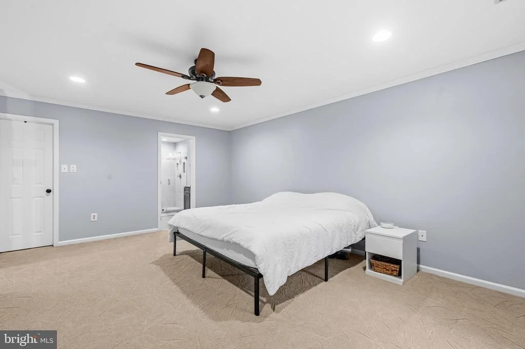 Photo of 478 DEVON DRIVE