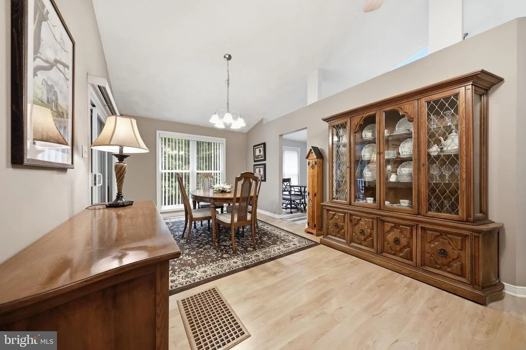 Photo of 18664 RIVERGATE ROAD