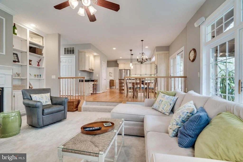 Photo of 9827 FIVE OAKS ROAD