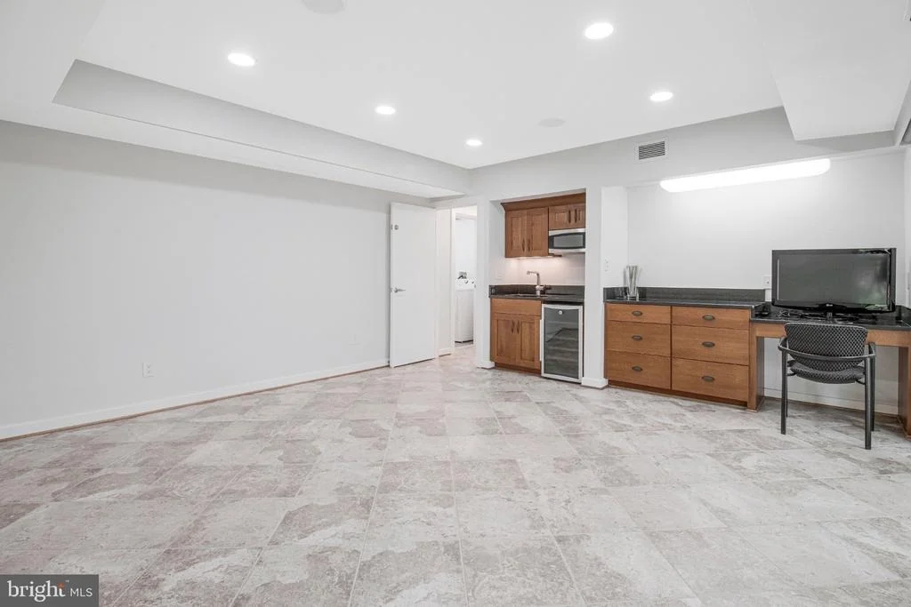 Photo of 1753 ARMY NAVY DRIVE