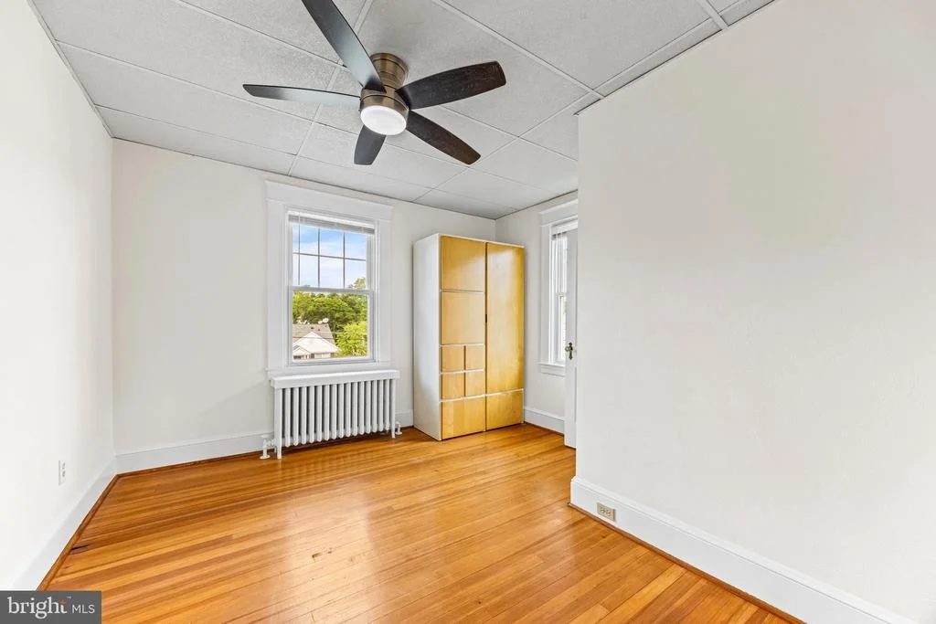 Photo of 1257 CIRCLE DRIVE