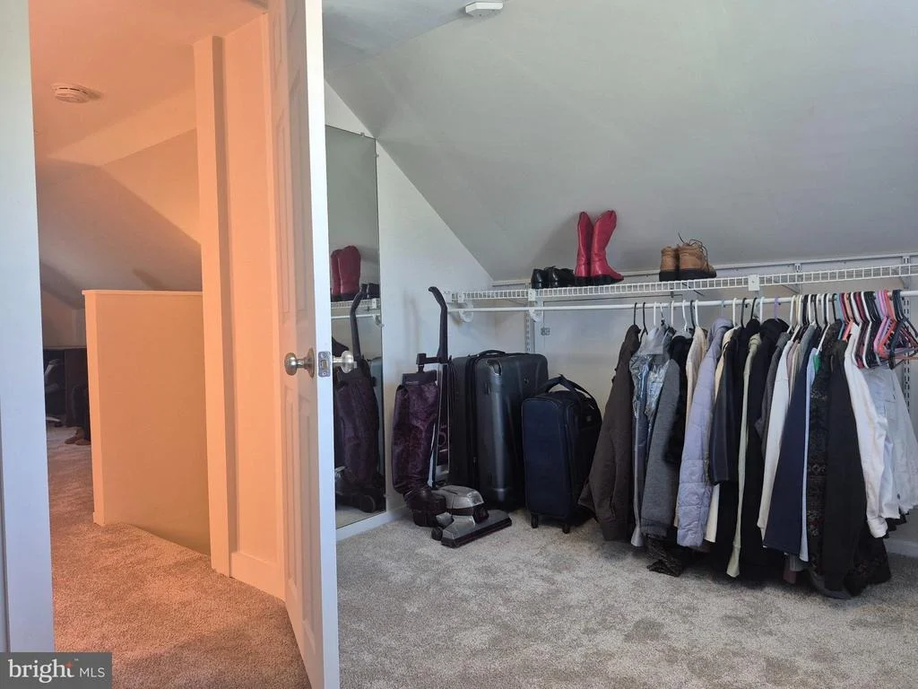 Photo of 32 FRANMAR DRIVE