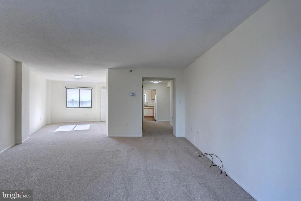 Photo of Unit 3826 at 15115 INTERLACHEN DRIVE