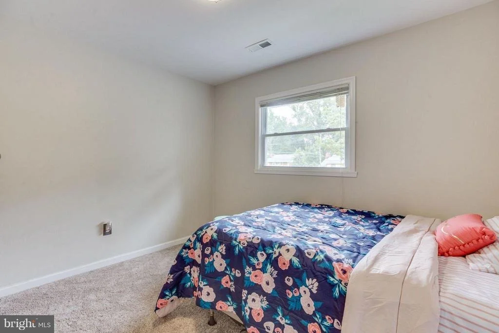 Photo of 10919 MAPLE STREET