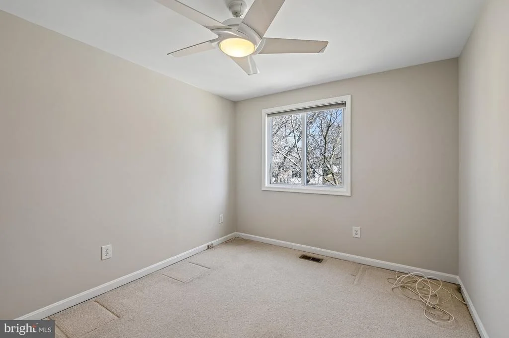 Photo of 5106 THUNDER HILL ROAD