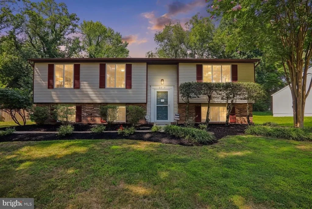 Photo of 6612 SEWARD ROAD