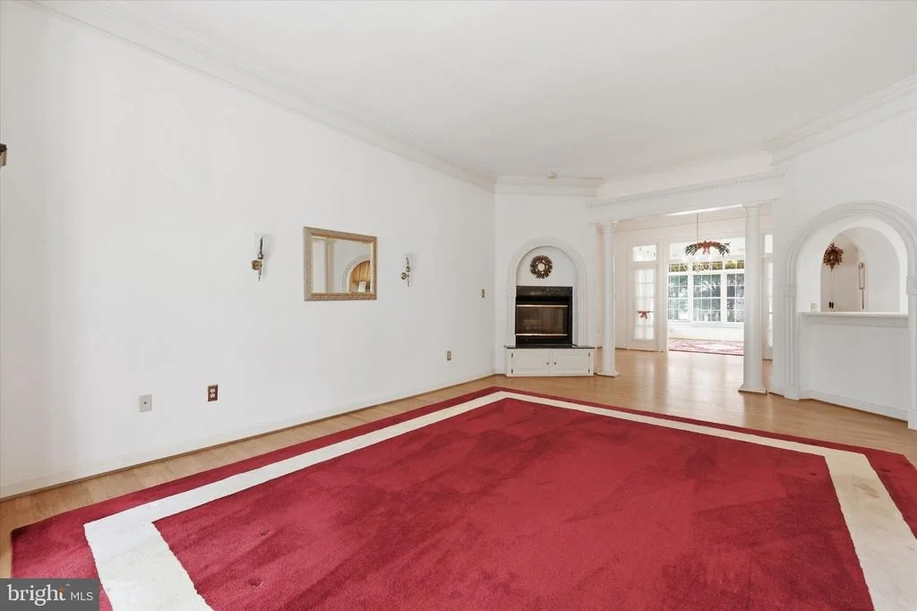 Photo of 2429 BEAR DEN ROAD