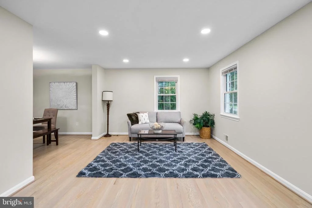 Photo of 8309 POSTOAK ROAD