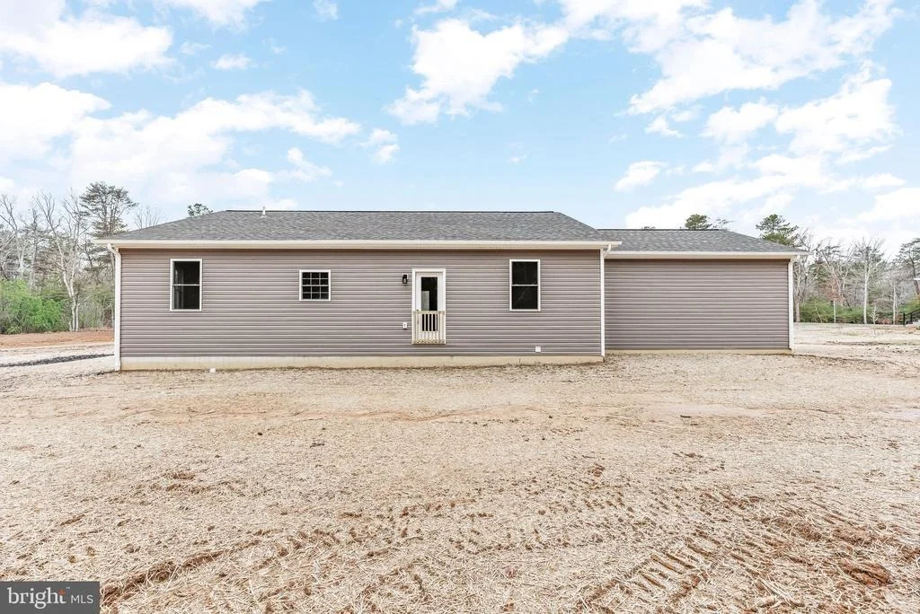 Photo of 20250 HAWKS WAY