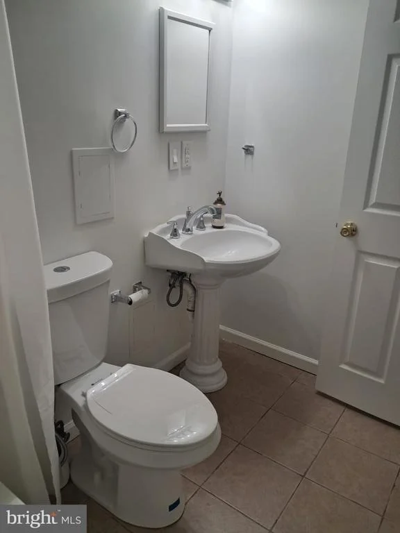 Photo of 33 JADE DRIVE