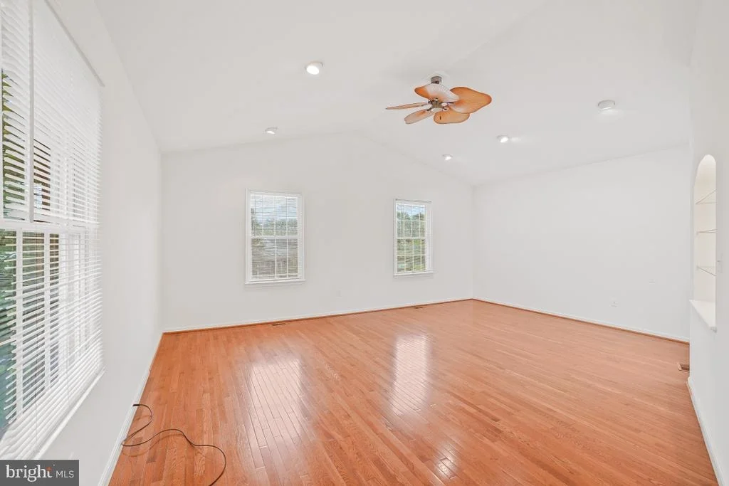 Photo of 2003 STRATTON DRIVE