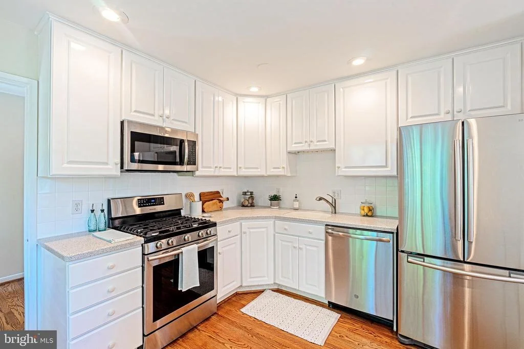 Photo of 11216 LEATHERWOOD DRIVE
