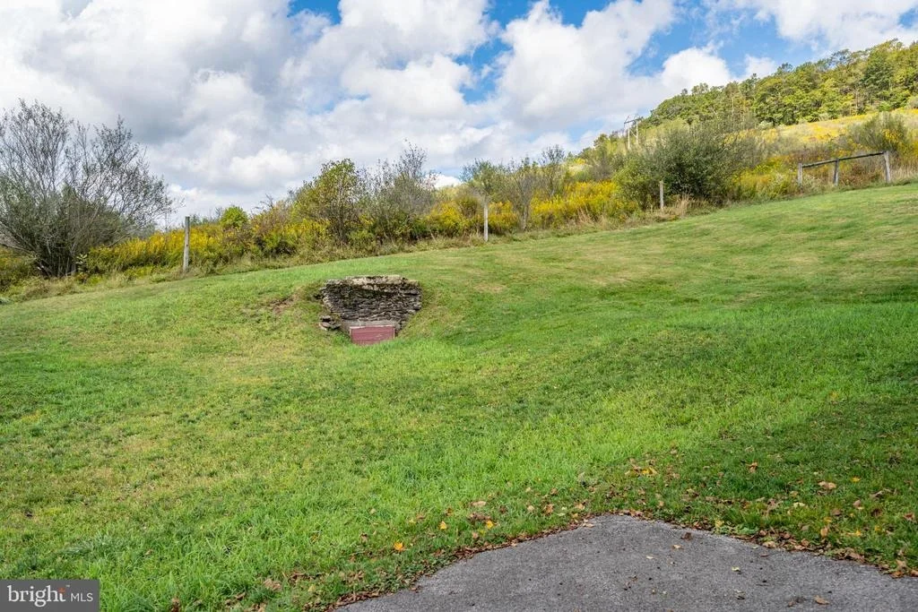 Photo of 5024 CRANESVILLE ROAD