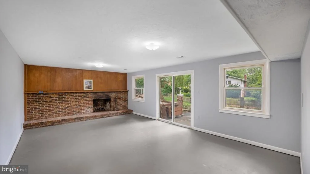 Photo of 7 DEBORAH COURT