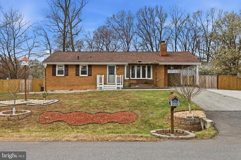 Photo of 16100 MALCOLM DRIVE