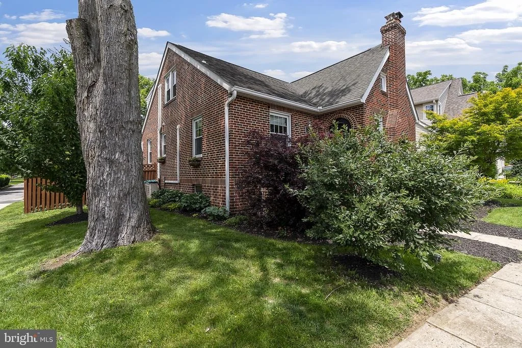 Photo of 26 LOCUST DRIVE