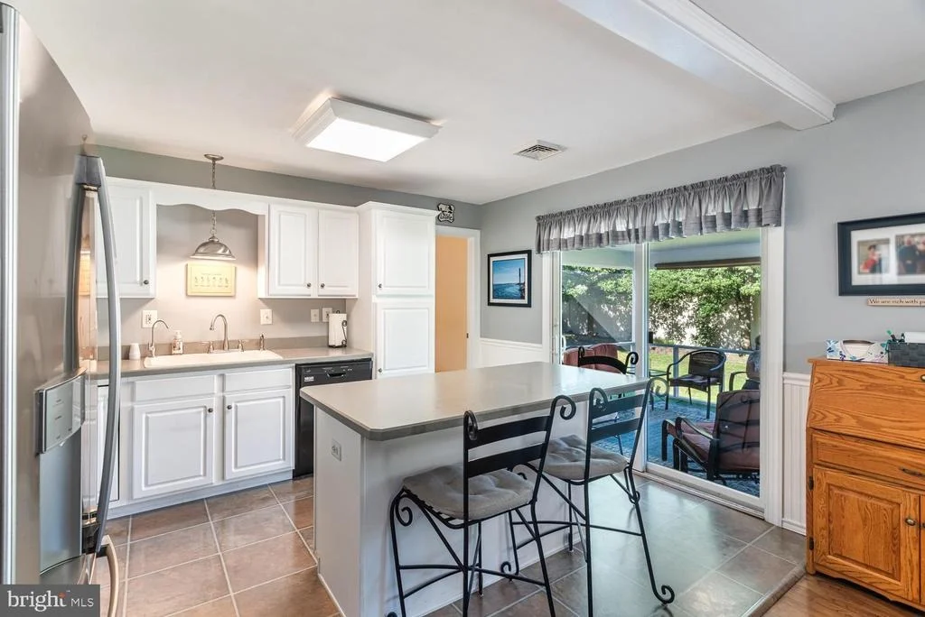 Photo of 38 PINEHURST DRIVE