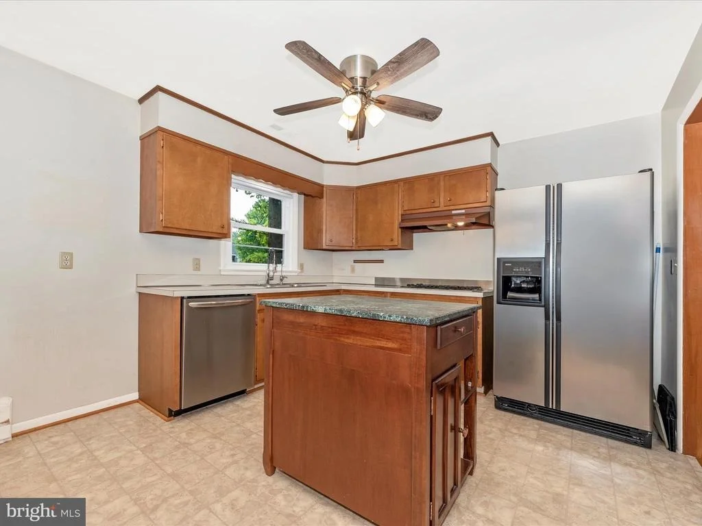 Photo of 7502 RIDGE ROAD
