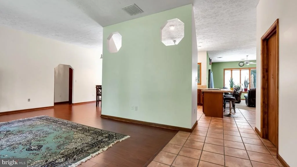Photo of 14565 HONEYSUCKLE WAY