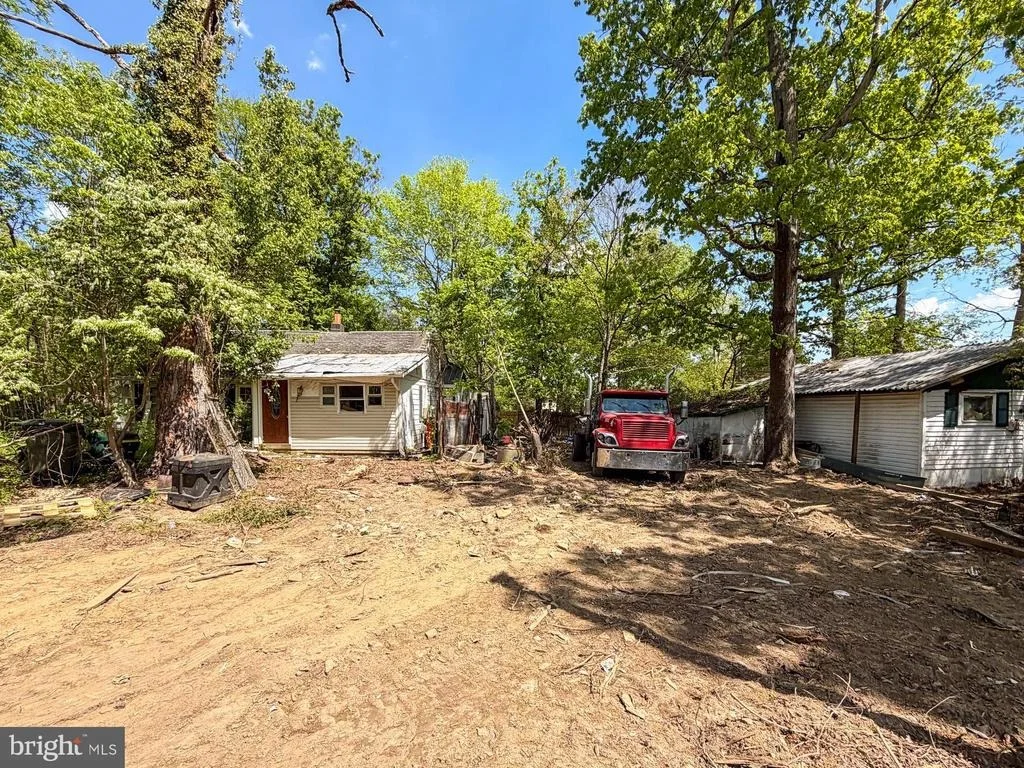 Photo of 5419 SASHER LANE