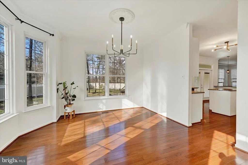 Photo of 1590 CHAPMAN ROAD