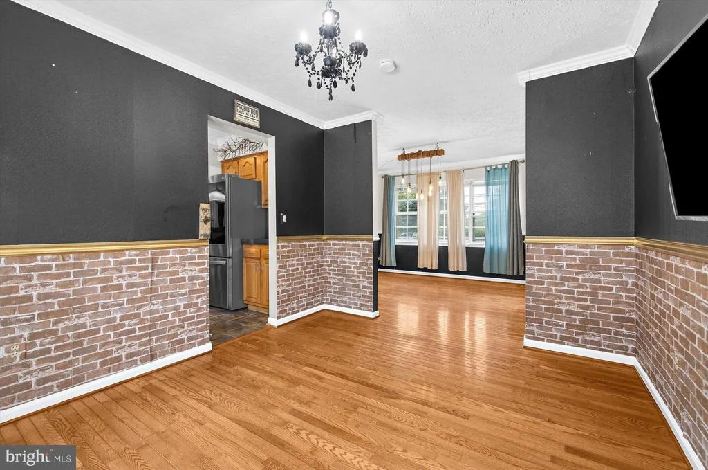Photo of 1718 SEVERN ROAD