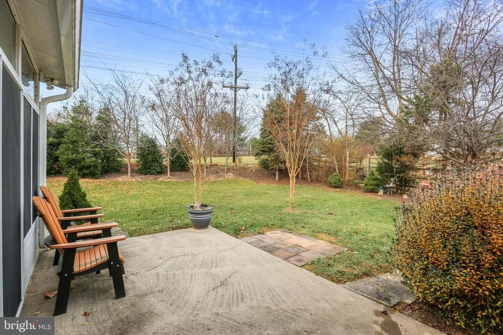 Photo of 9109 ROUNDLEAF WAY