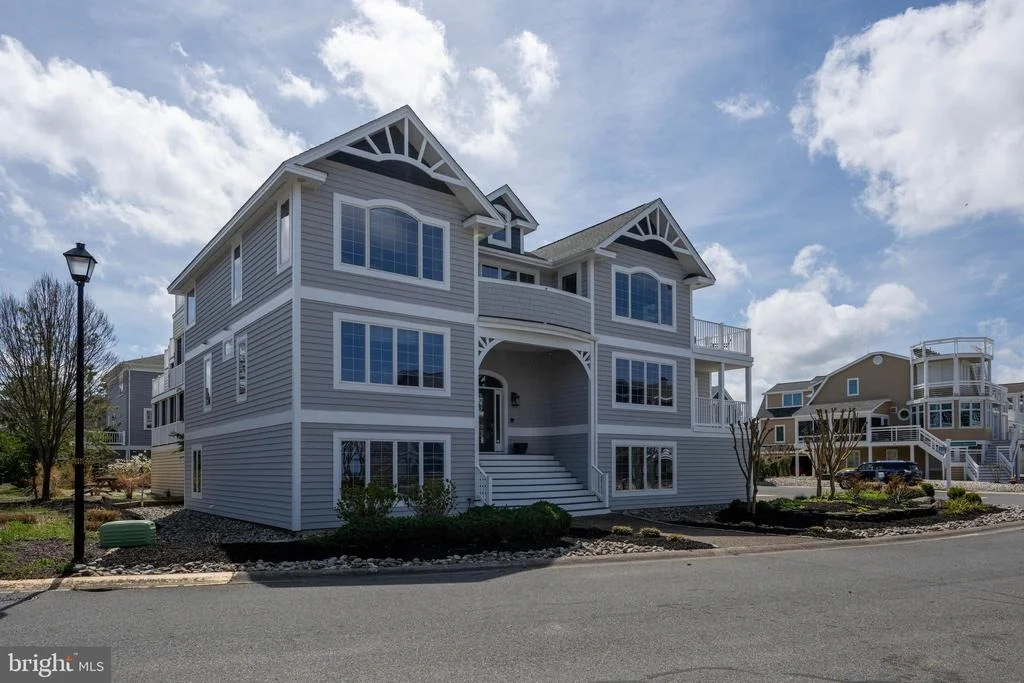 Photo of 142 HENLOPEN SHORES CIRCLE