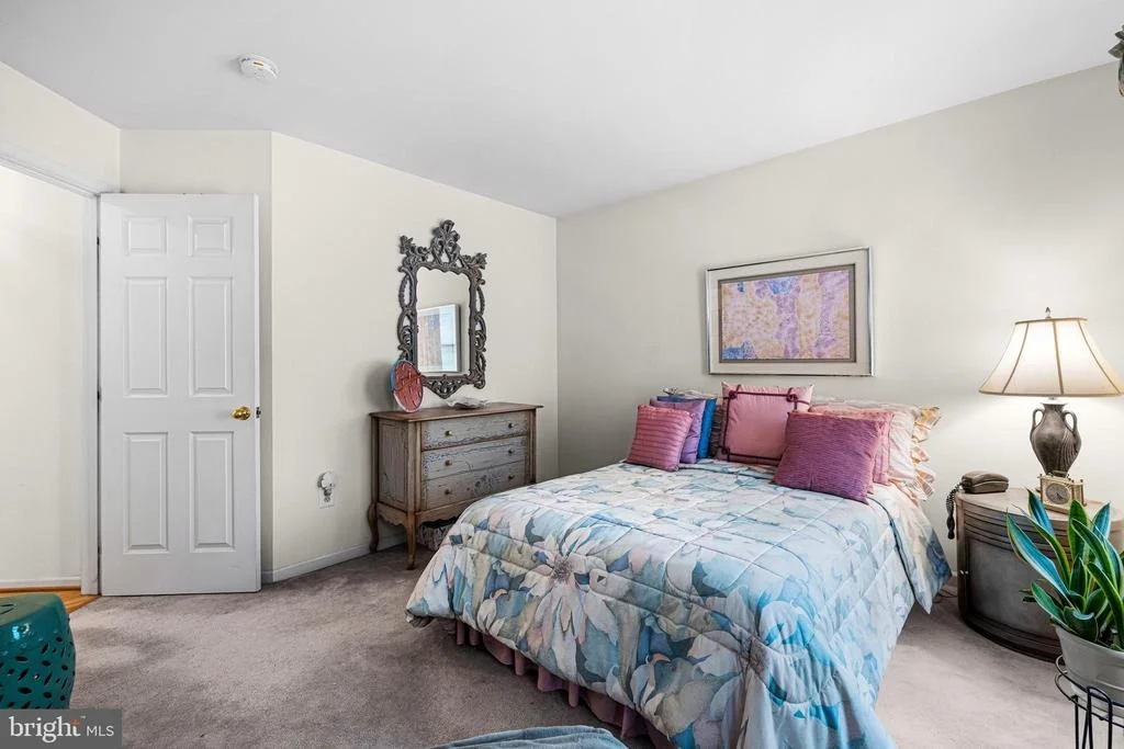 Photo of 8912 GRUMMORE CIRCLE