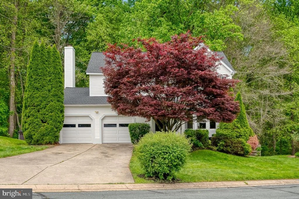 Photo of 414 ABBEY CIRCLE