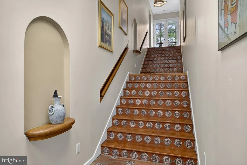 Photo of 3850 COBBLER MOUNTAIN ROAD
