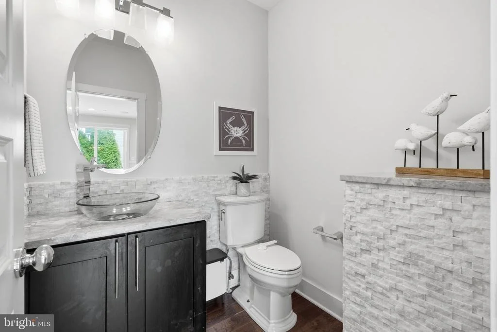 Photo of 215 WINDELL AVENUE